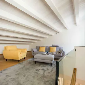 Magione With Terrace By Wonderful Italy Apartment