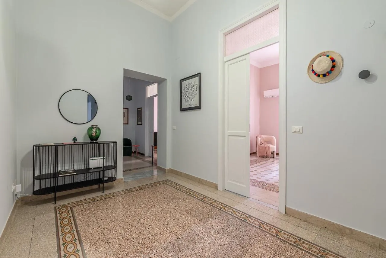 Stylish Apartment Near Piazza Magione By Wonderful Italy Palermo